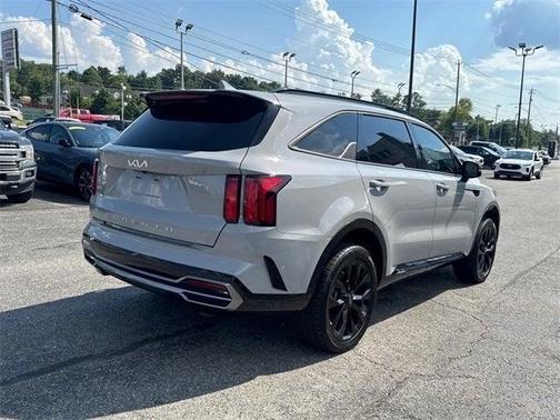 2022 Kia Sorento SX
