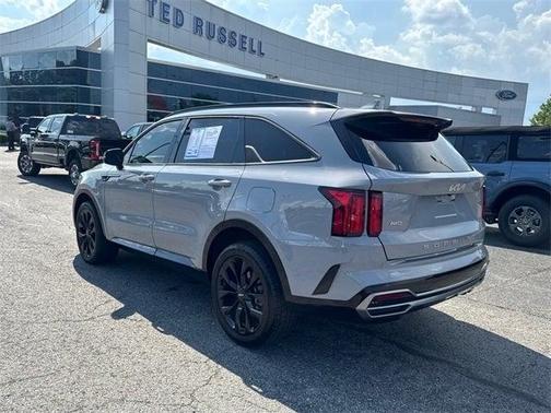 2022 Kia Sorento SX