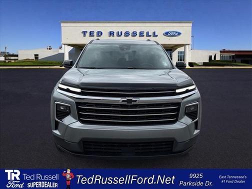 Sterling Gray Metallic 2025 Chevrolet Traverse LT