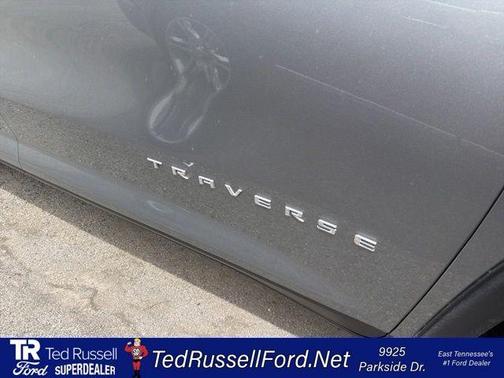 Sterling Gray Metallic 2025 Chevrolet Traverse LT