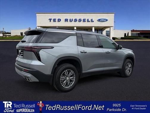Sterling Gray Metallic 2025 Chevrolet Traverse LT