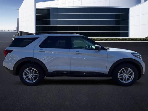 White 2026 Ford Explorer Active