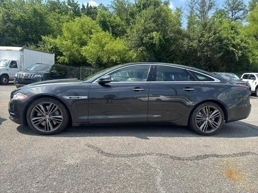 2011 Jaguar XJ Supersport