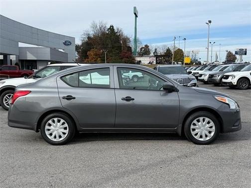 2019 Nissan Versa S