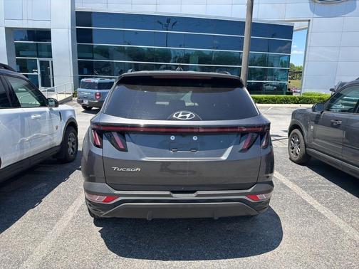 Gray 2023 Hyundai TUCSON SEL