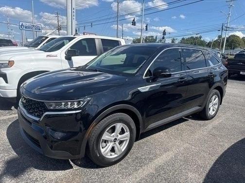 2022 Kia Sorento LX