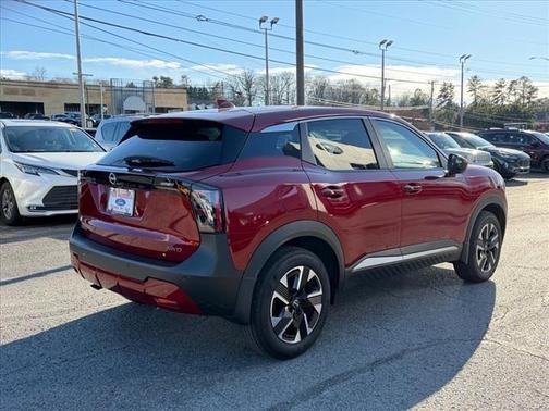 2025 Nissan Kicks SV