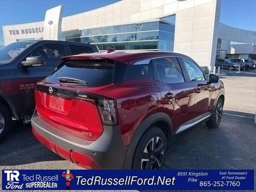 2025 Nissan Kicks SV