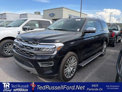 Black Metallic 2022 Ford Expedition Platinum