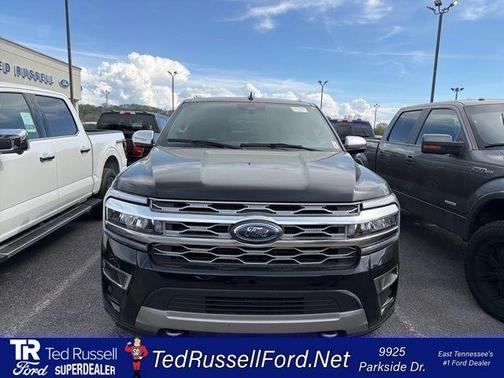 Black Metallic 2022 Ford Expedition Platinum
