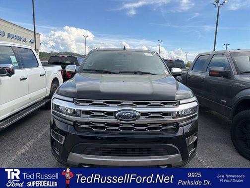 Black Metallic 2022 Ford Expedition Platinum