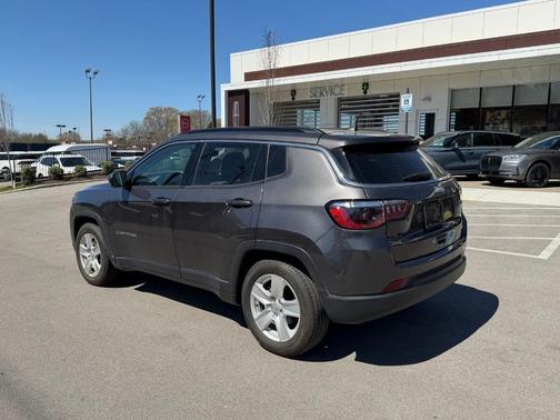 Granite Crystal Clearcoat Metallic 2022 Jeep Compass Latitude