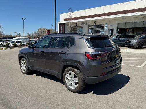 Granite Crystal Clearcoat Metallic 2022 Jeep Compass Latitude