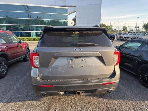 Gray Metallic 2021 Ford Explorer XLT