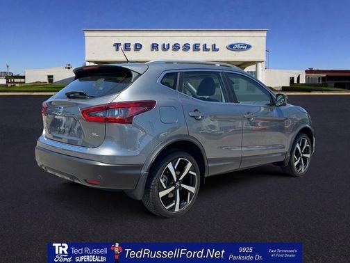 Gun Metallic 2020 Nissan Rogue Sport SL