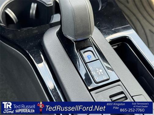 2023 Toyota Prius XLE