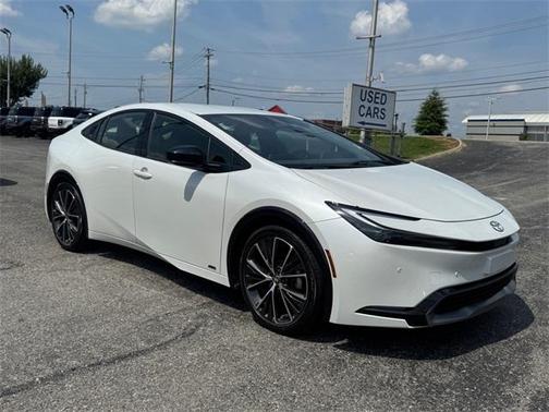 2023 Toyota Prius XLE