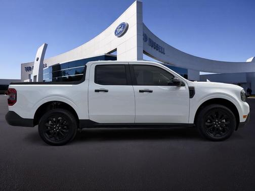 Oxford White 2024 Ford Maverick XLT