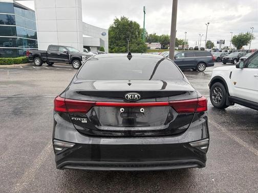 Aurora Black 2021 Kia Forte FE