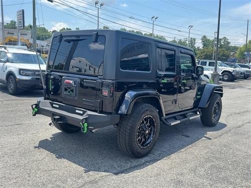 2016 Jeep Wrangler Unlimited Sahara