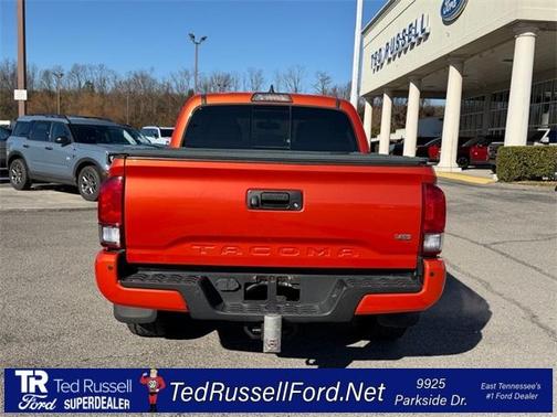 2017 Toyota Tacoma SR