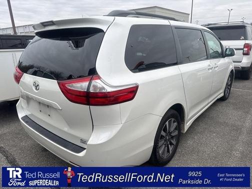 2018 Toyota Sienna XLE Premium