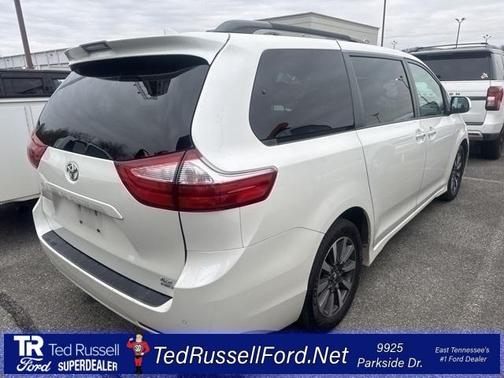 2018 Toyota Sienna XLE Premium