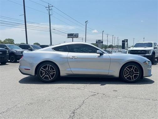 2020 Ford Mustang EcoBoost
