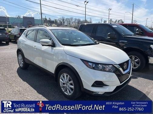 2022 Nissan Rogue Sport SV