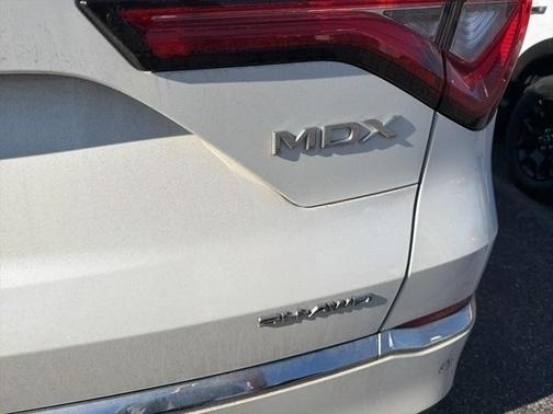 2022 Acura MDX Advance