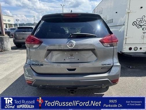 2018 Nissan Rogue SV