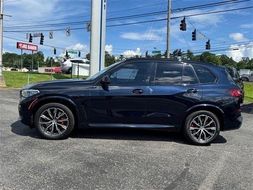 2021 BMW X5 M50i