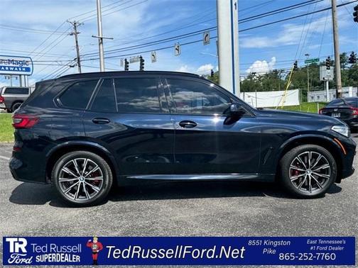 2021 BMW X5 M50i
