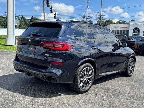2021 BMW X5 M50i