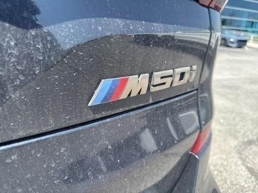 2021 BMW X5 M50i