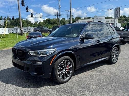 2021 BMW X5 M50i