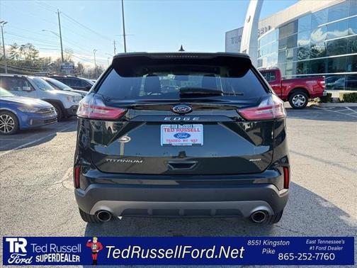 2022 Ford Edge Titanium