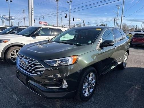 2022 Ford Edge Titanium