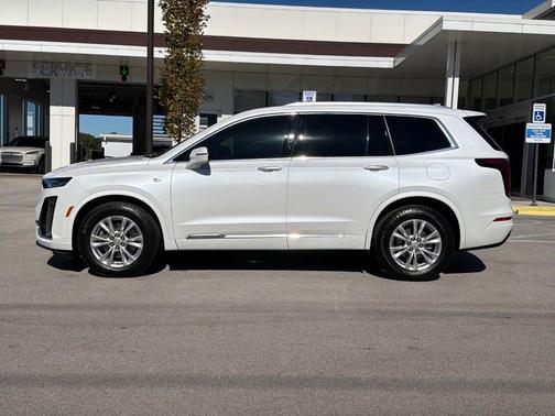 Crystal White 2023 Cadillac XT6 Luxury FWD