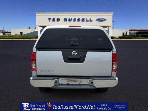 Brilliant Silver 2015 Nissan Frontier SV-I4