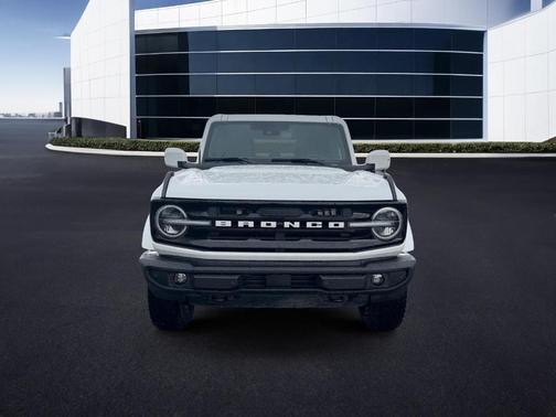 White 2026 Ford Bronco Outer Banks