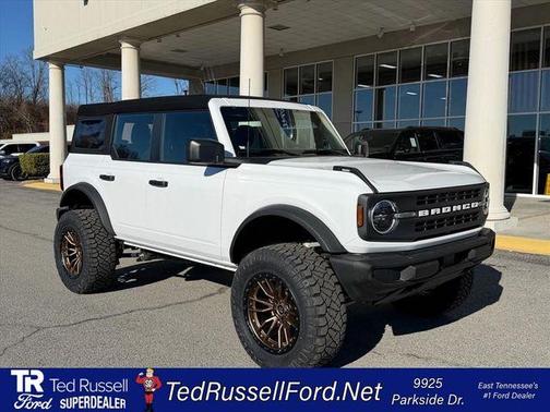 2025 Ford Bronco Base