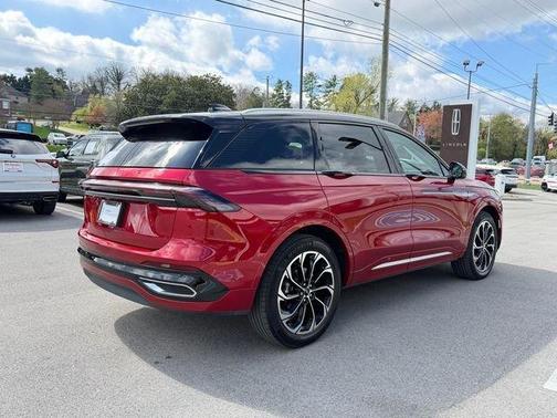 2024 Lincoln Nautilus Reserve