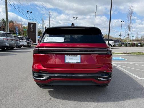 2024 Lincoln Nautilus Reserve