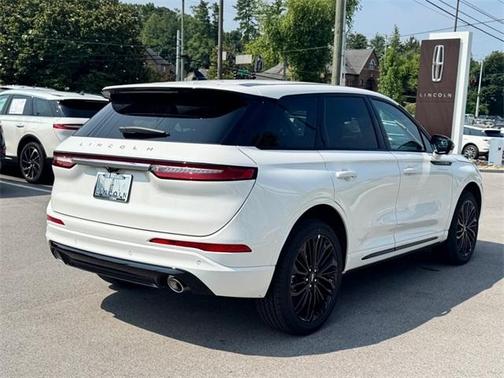 2025 Lincoln Corsair Premiere