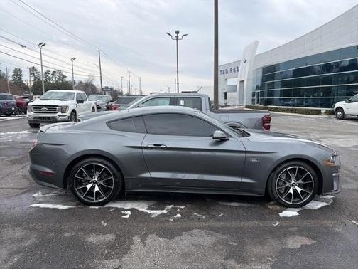2021 Ford Mustang EcoBoost Premium