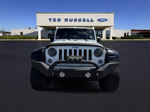 Bright White Clearcoat 2014 Jeep Wrangler Unlimited Sport