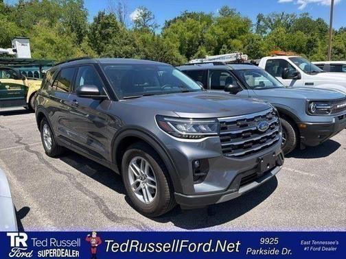 Gray Metallic 2026 Ford Explorer Active