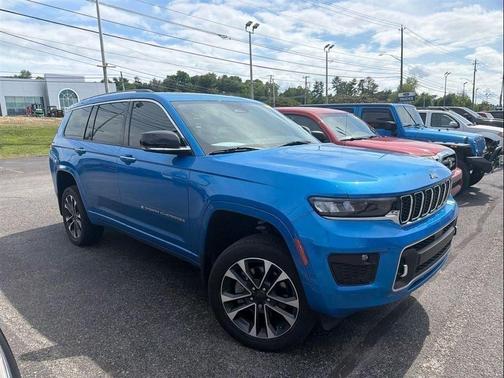 Hydro Blue Pearlcoat 2023 Jeep Grand Cherokee L Overland