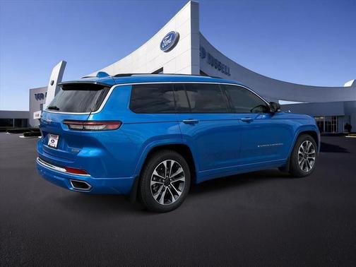Blue Pearl 2023 Jeep Grand Cherokee L Overland